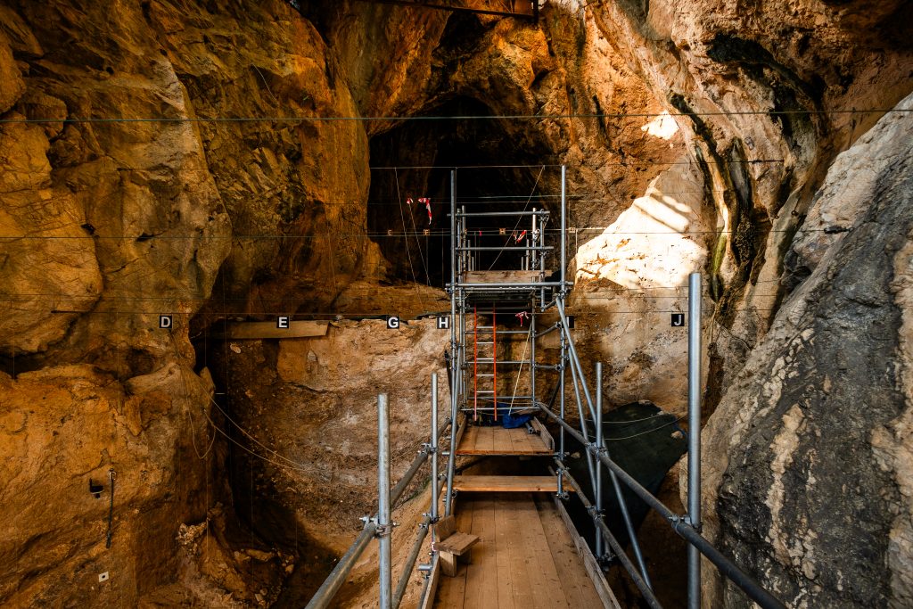 Tautavel, Caune de l'Arago, grotte de recherche et de découverte de l'homme de Tautavel, Parc naturel régional Corbières-Fenouillèdes